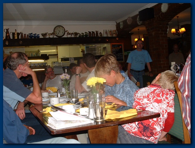 600x449 pixels (135K)